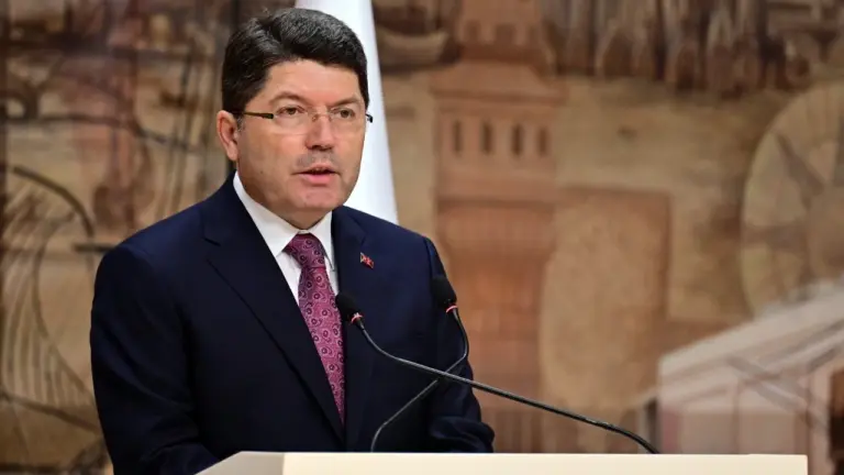 Adalet Bakanı Tunç : 2026 yılında 15.000 personel alacağız
